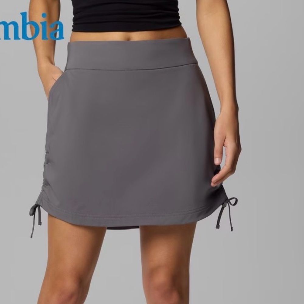 Columbia city gray ruched skort. Sz XL. With Omni Shield. Athleisure. Sporty.